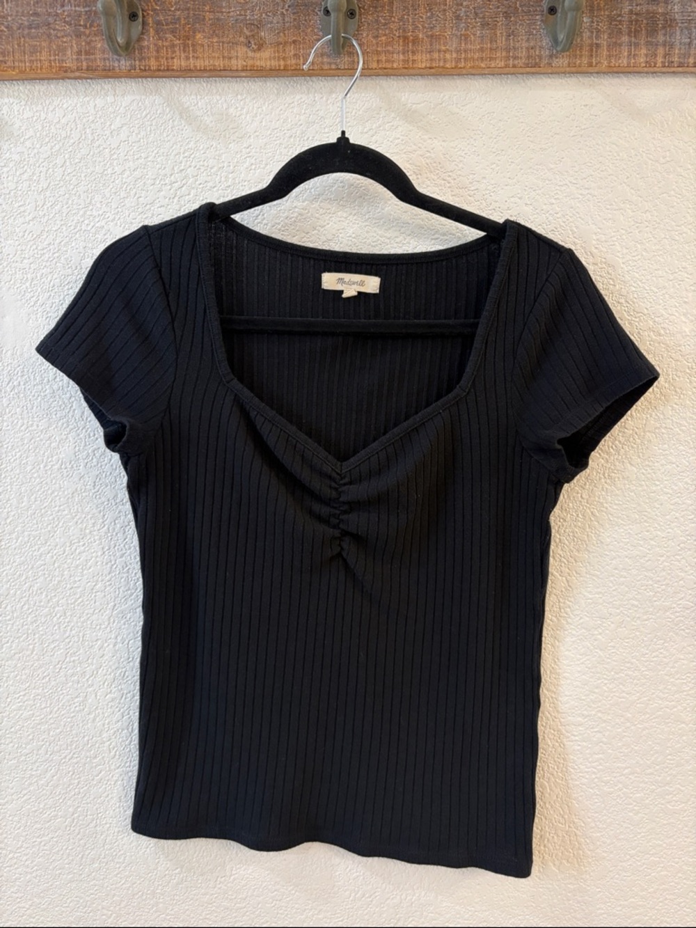Madewell Black Ribbed V-Neck Short Sleeve Top
